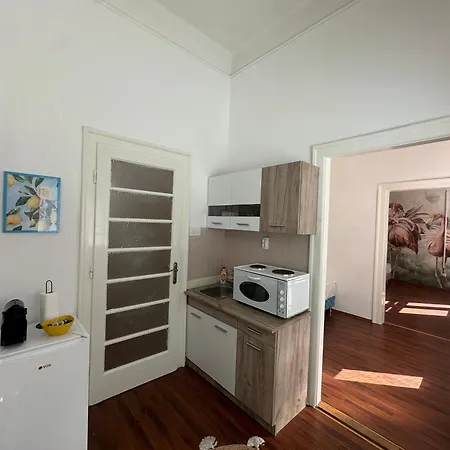 Eight Two Bedroom Centre Comfort