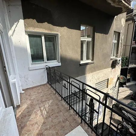 Eight Two Bedroom Centre Comfort